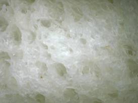 海洋深層水塩を用いて製造した、ふっくらとした食パン